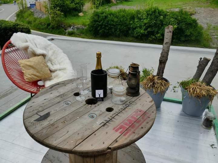 Vaux-sur-SureOh Deer!アパートメント エクステリア 写真